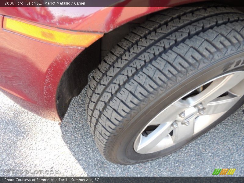 Merlot Metallic / Camel 2006 Ford Fusion SE