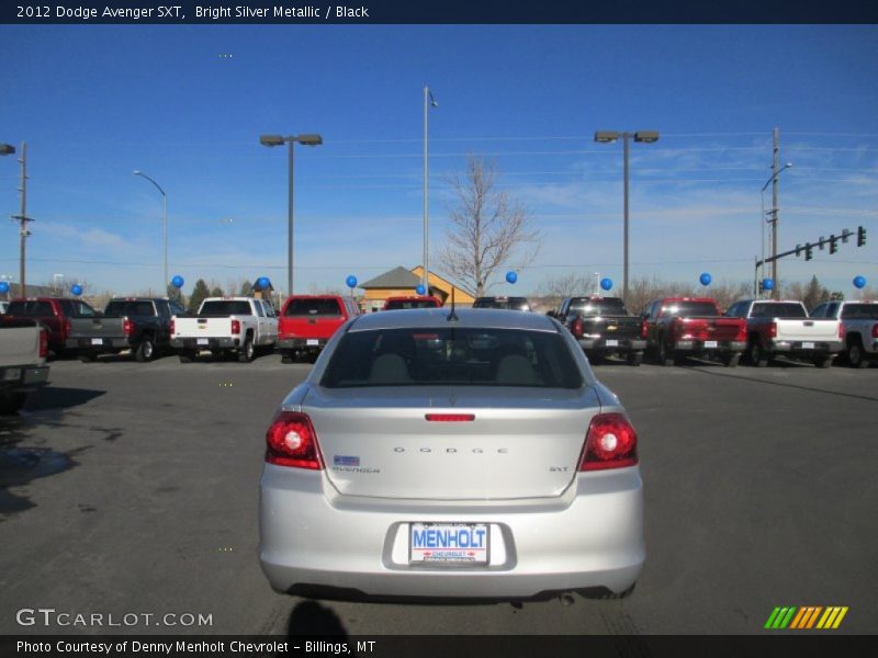 Bright Silver Metallic / Black 2012 Dodge Avenger SXT