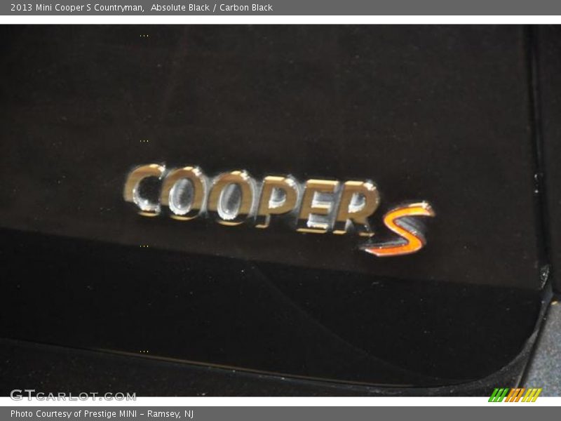 Absolute Black / Carbon Black 2013 Mini Cooper S Countryman