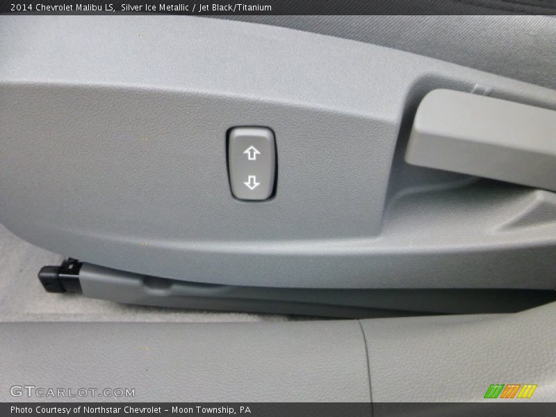 Silver Ice Metallic / Jet Black/Titanium 2014 Chevrolet Malibu LS