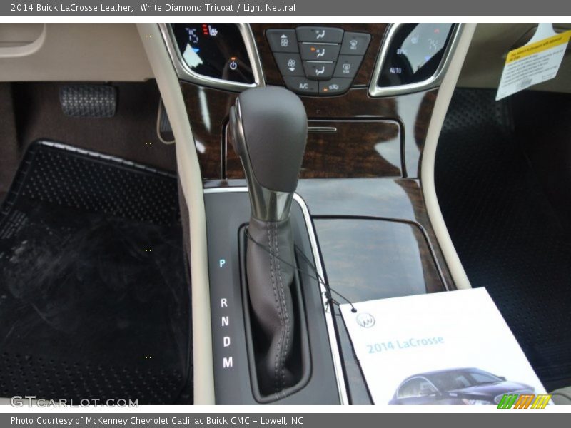 White Diamond Tricoat / Light Neutral 2014 Buick LaCrosse Leather