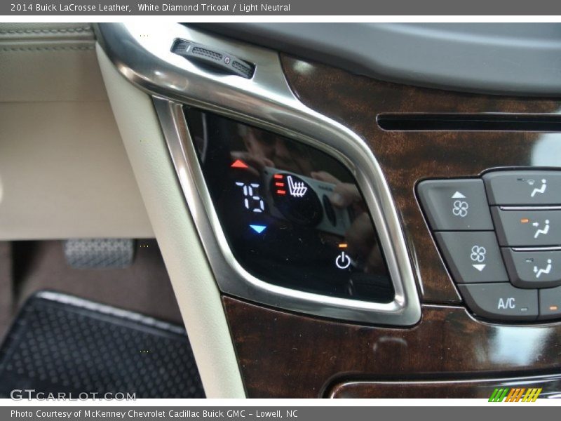 White Diamond Tricoat / Light Neutral 2014 Buick LaCrosse Leather