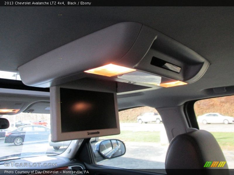 Black / Ebony 2013 Chevrolet Avalanche LTZ 4x4