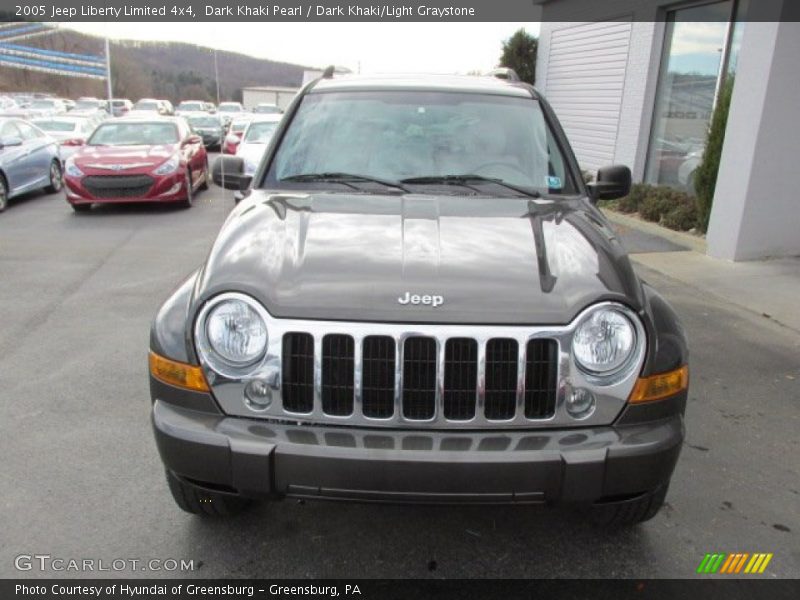 Dark Khaki Pearl / Dark Khaki/Light Graystone 2005 Jeep Liberty Limited 4x4