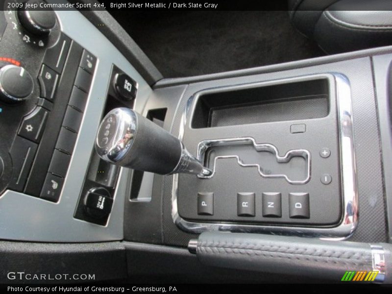 Bright Silver Metallic / Dark Slate Gray 2009 Jeep Commander Sport 4x4