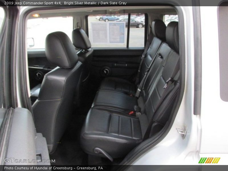 Bright Silver Metallic / Dark Slate Gray 2009 Jeep Commander Sport 4x4