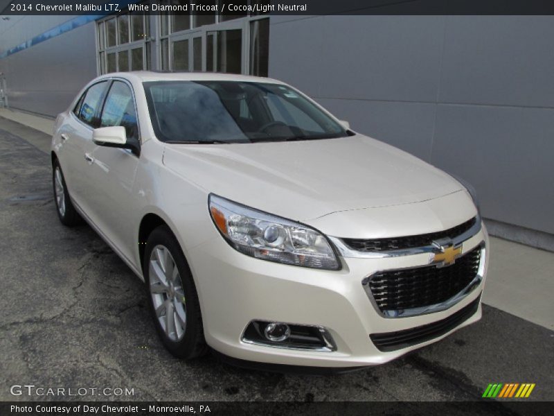 Front 3/4 View of 2014 Malibu LTZ