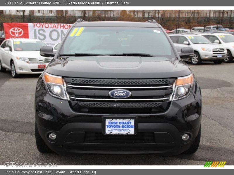 Tuxedo Black Metallic / Charcoal Black 2011 Ford Explorer Limited 4WD