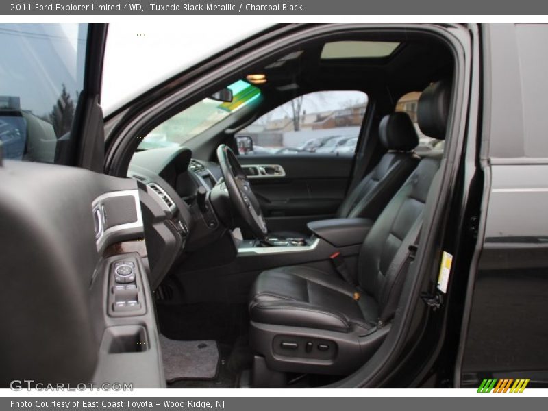 Tuxedo Black Metallic / Charcoal Black 2011 Ford Explorer Limited 4WD