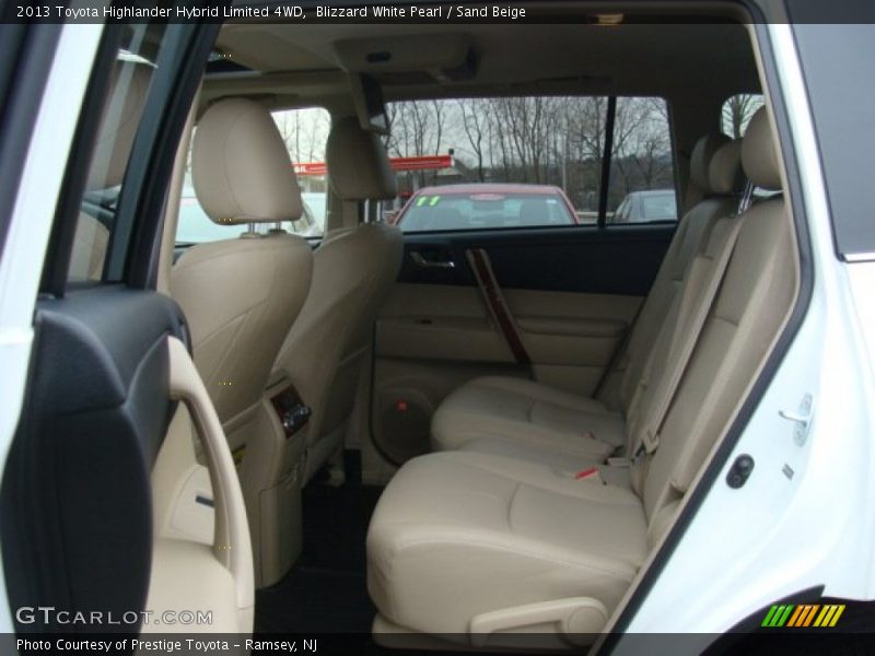 Blizzard White Pearl / Sand Beige 2013 Toyota Highlander Hybrid Limited 4WD