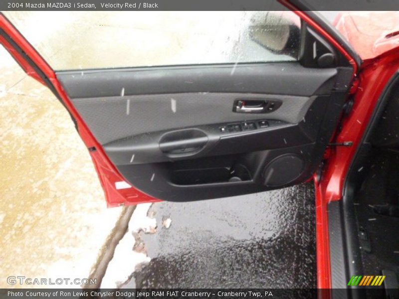 Velocity Red / Black 2004 Mazda MAZDA3 i Sedan