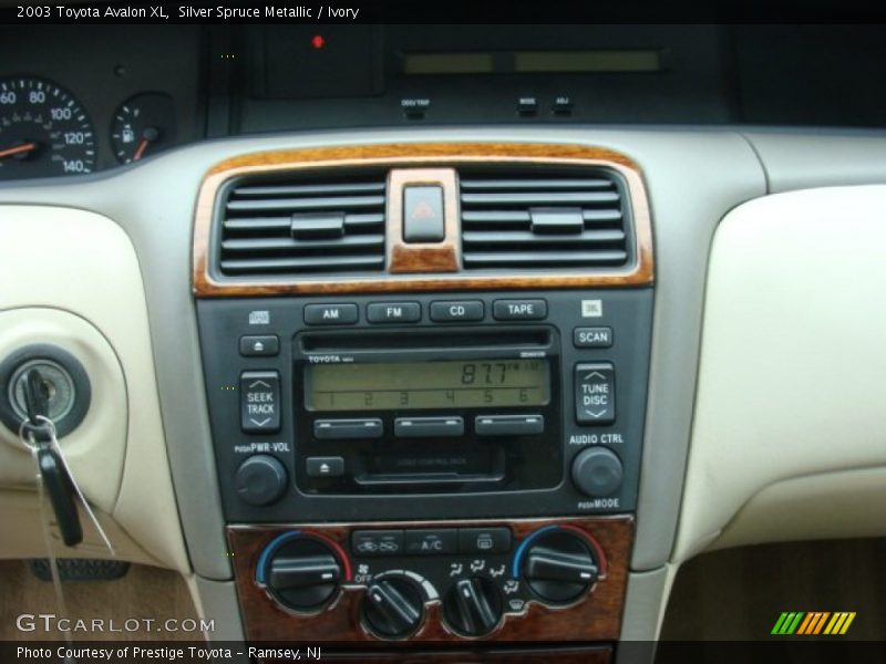Silver Spruce Metallic / Ivory 2003 Toyota Avalon XL