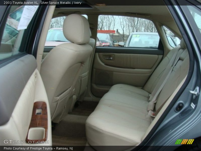 Silver Spruce Metallic / Ivory 2003 Toyota Avalon XL
