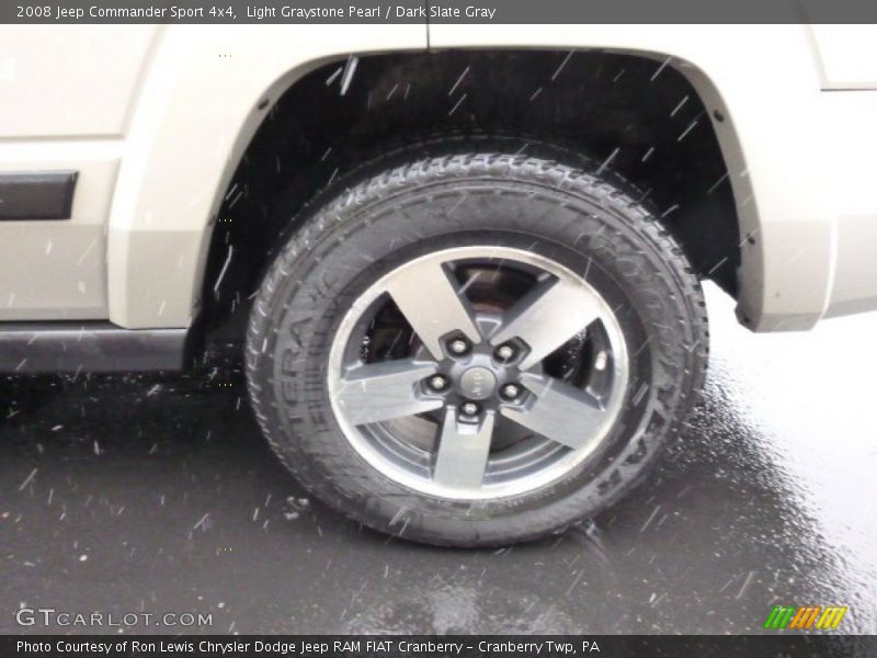 Light Graystone Pearl / Dark Slate Gray 2008 Jeep Commander Sport 4x4