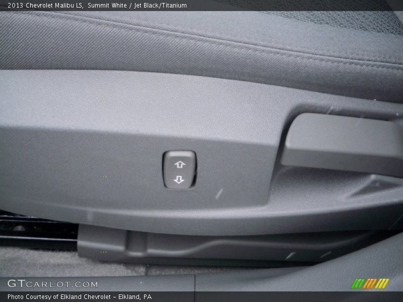 Summit White / Jet Black/Titanium 2013 Chevrolet Malibu LS