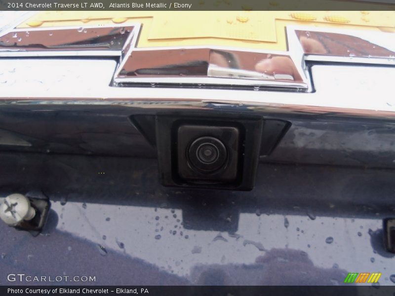 Atlantis Blue Metallic / Ebony 2014 Chevrolet Traverse LT AWD