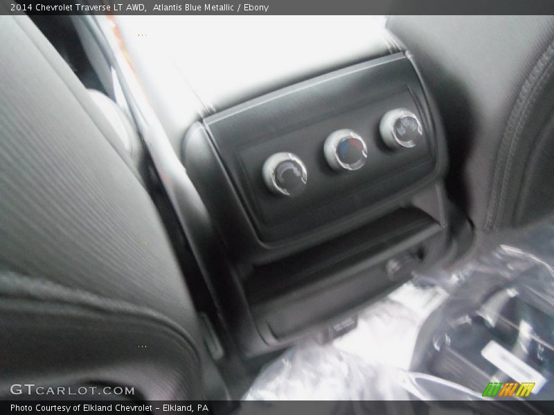Atlantis Blue Metallic / Ebony 2014 Chevrolet Traverse LT AWD