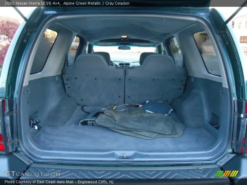 Alpine Green Metallic / Gray Celadon 2002 Nissan Xterra SE V6 4x4