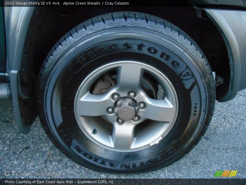 Alpine Green Metallic / Gray Celadon 2002 Nissan Xterra SE V6 4x4