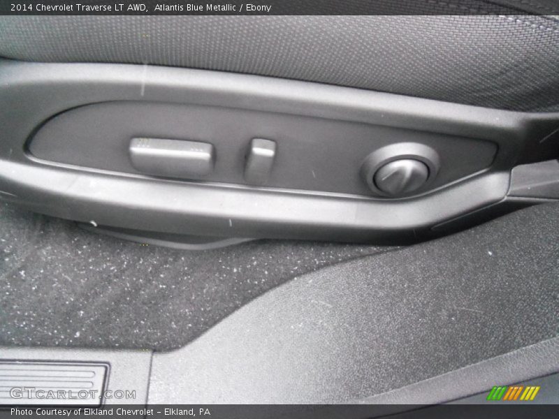 Atlantis Blue Metallic / Ebony 2014 Chevrolet Traverse LT AWD