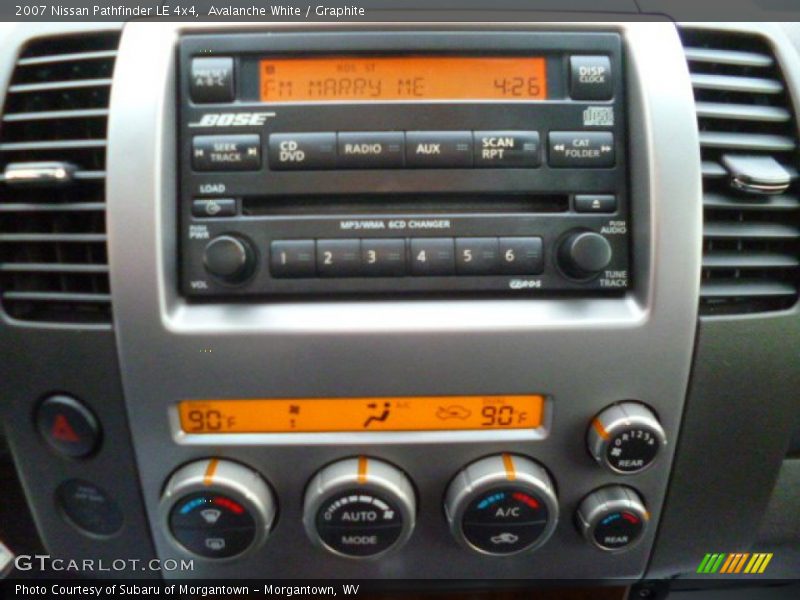Avalanche White / Graphite 2007 Nissan Pathfinder LE 4x4
