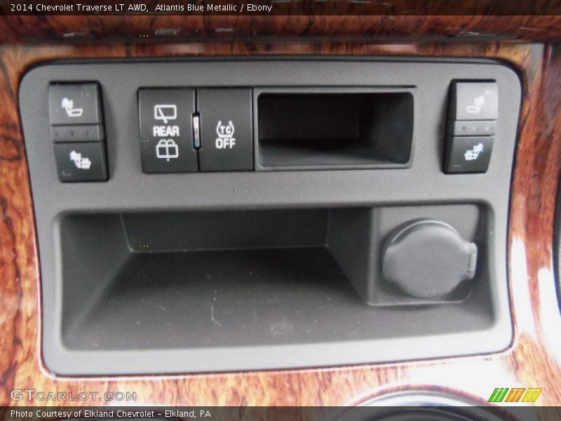 Atlantis Blue Metallic / Ebony 2014 Chevrolet Traverse LT AWD