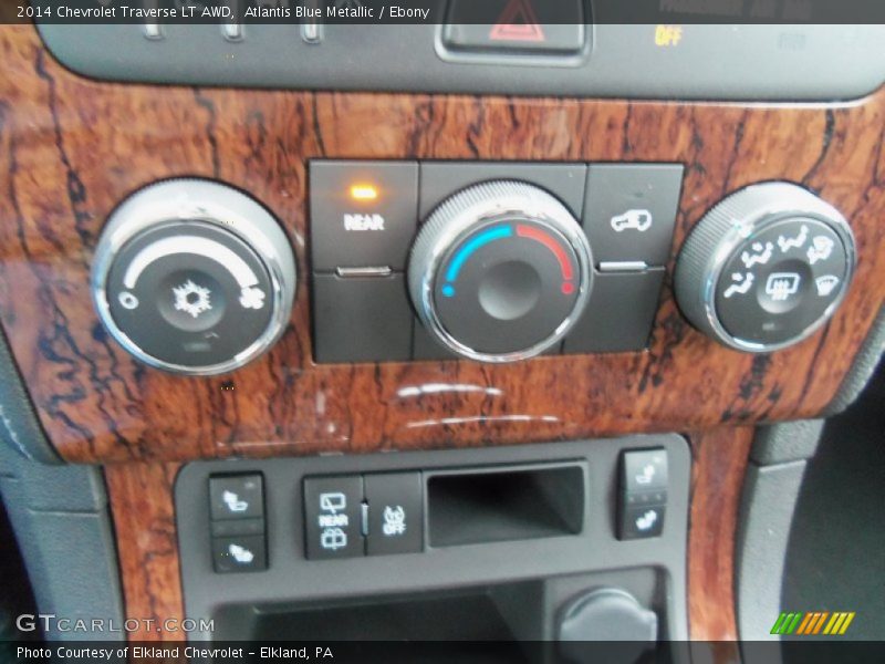 Atlantis Blue Metallic / Ebony 2014 Chevrolet Traverse LT AWD