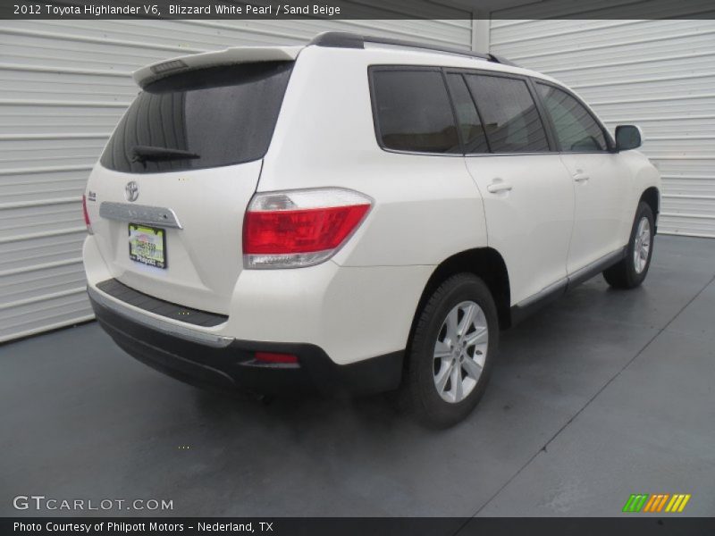 Blizzard White Pearl / Sand Beige 2012 Toyota Highlander V6