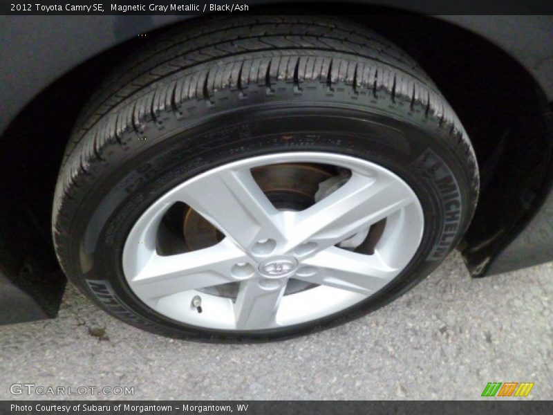 Magnetic Gray Metallic / Black/Ash 2012 Toyota Camry SE