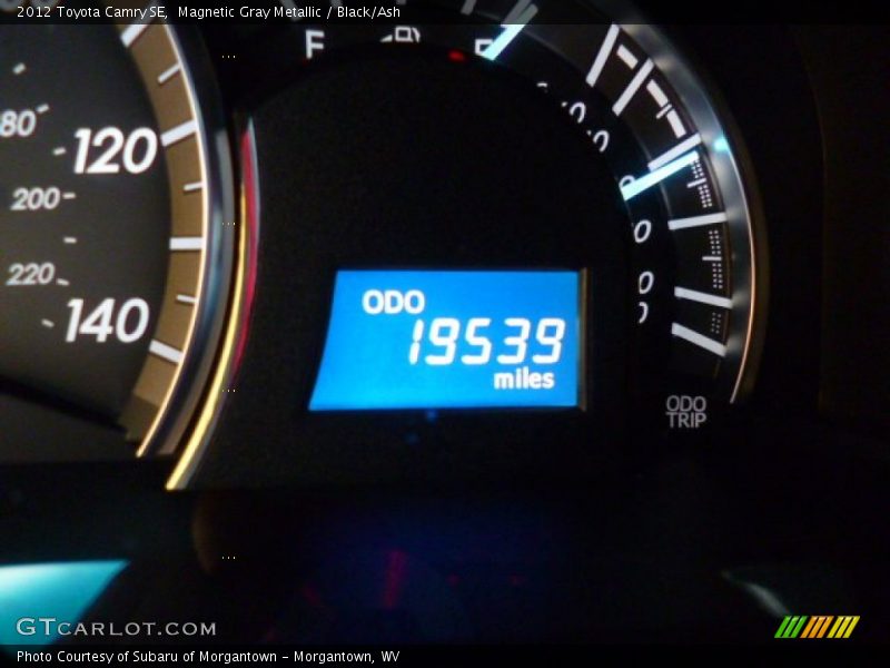 Magnetic Gray Metallic / Black/Ash 2012 Toyota Camry SE