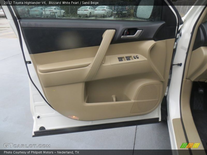 Blizzard White Pearl / Sand Beige 2012 Toyota Highlander V6