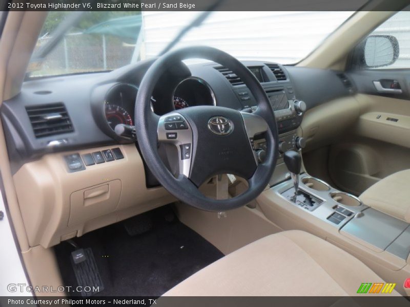 Blizzard White Pearl / Sand Beige 2012 Toyota Highlander V6