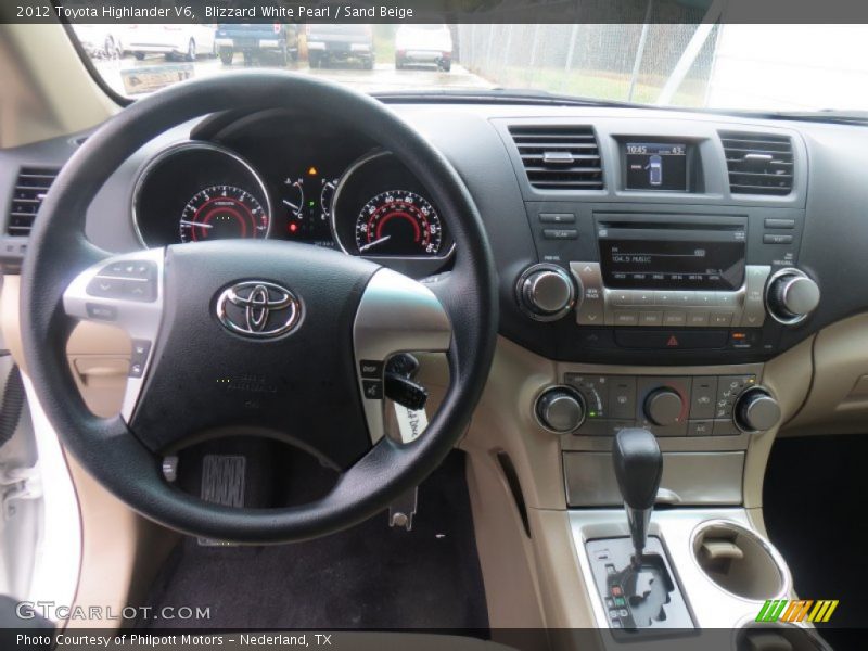 Blizzard White Pearl / Sand Beige 2012 Toyota Highlander V6