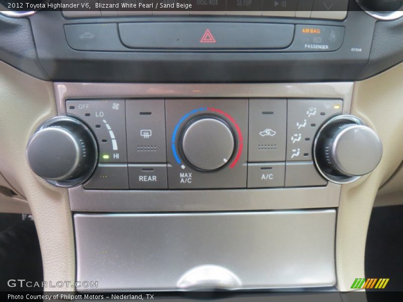 Blizzard White Pearl / Sand Beige 2012 Toyota Highlander V6
