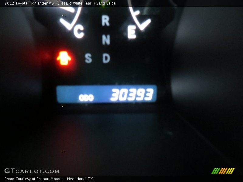 Blizzard White Pearl / Sand Beige 2012 Toyota Highlander V6