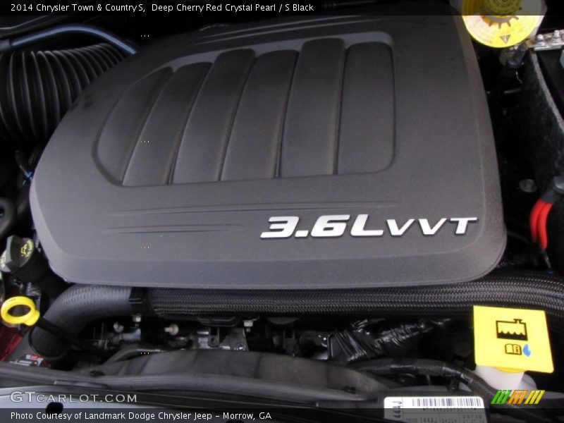 Deep Cherry Red Crystal Pearl / S Black 2014 Chrysler Town & Country S