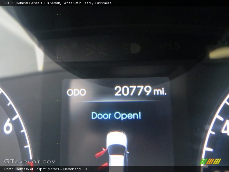 White Satin Pearl / Cashmere 2012 Hyundai Genesis 3.8 Sedan