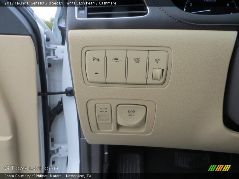 White Satin Pearl / Cashmere 2012 Hyundai Genesis 3.8 Sedan