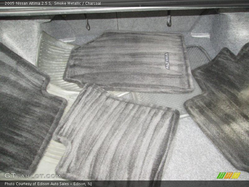 Smoke Metallic / Charcoal 2005 Nissan Altima 2.5 S