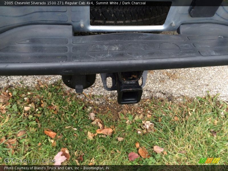 Summit White / Dark Charcoal 2005 Chevrolet Silverado 1500 Z71 Regular Cab 4x4