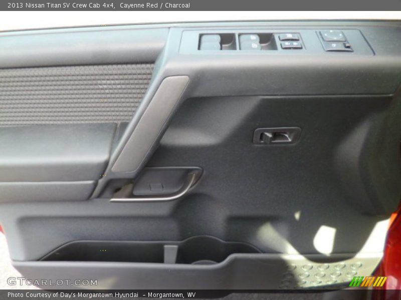 Cayenne Red / Charcoal 2013 Nissan Titan SV Crew Cab 4x4
