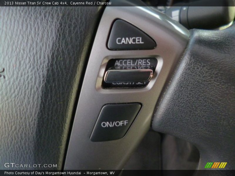 Controls of 2013 Titan SV Crew Cab 4x4