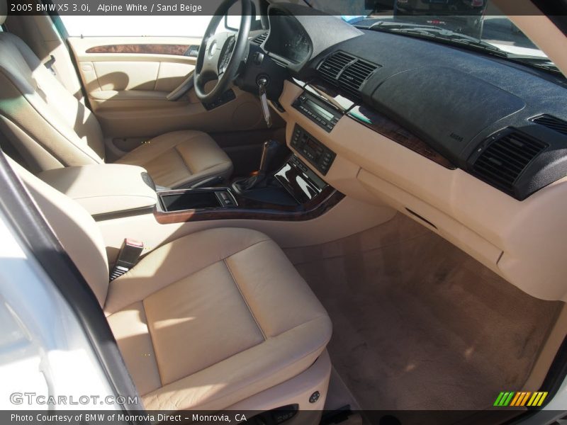 Alpine White / Sand Beige 2005 BMW X5 3.0i