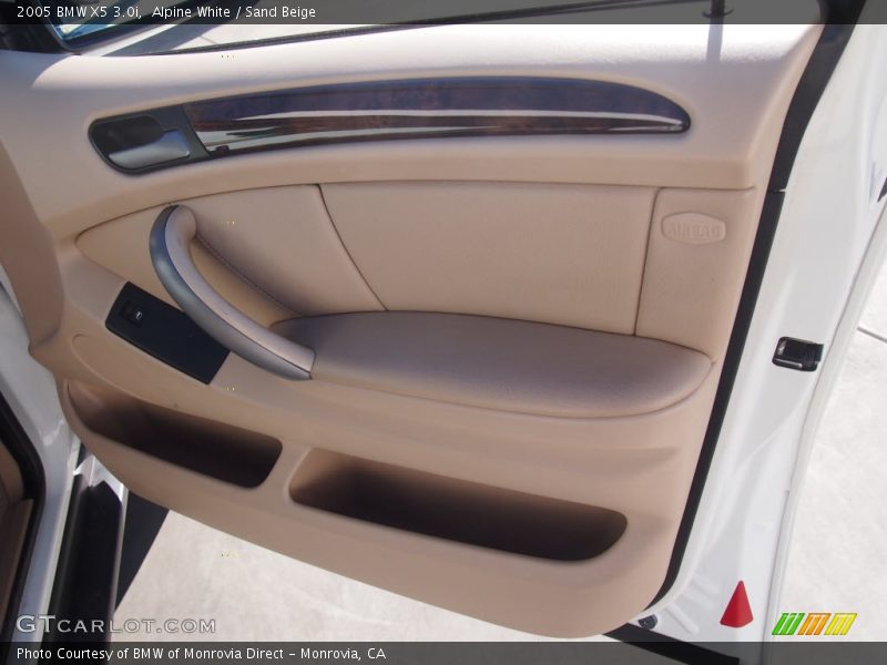 Alpine White / Sand Beige 2005 BMW X5 3.0i