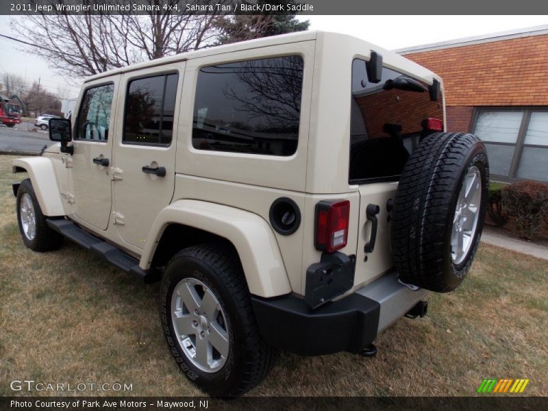 Sahara Tan / Black/Dark Saddle 2011 Jeep Wrangler Unlimited Sahara 4x4