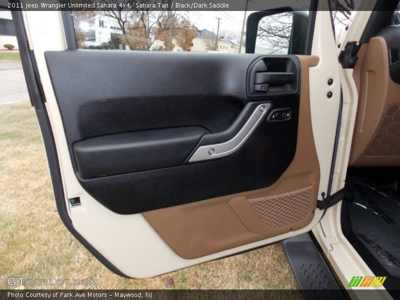 Sahara Tan / Black/Dark Saddle 2011 Jeep Wrangler Unlimited Sahara 4x4