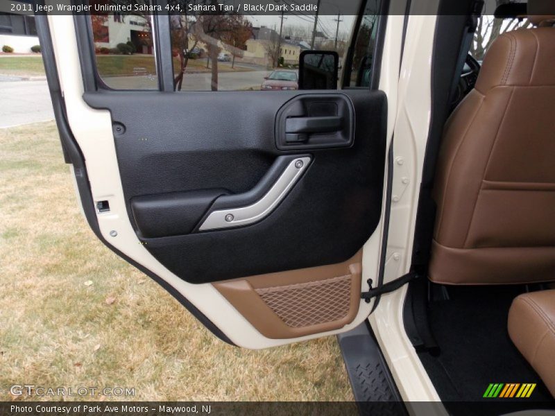 Sahara Tan / Black/Dark Saddle 2011 Jeep Wrangler Unlimited Sahara 4x4