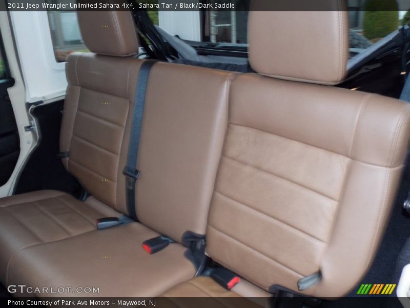 Sahara Tan / Black/Dark Saddle 2011 Jeep Wrangler Unlimited Sahara 4x4