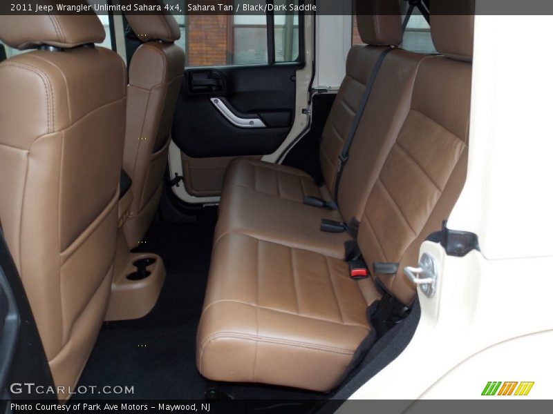 Sahara Tan / Black/Dark Saddle 2011 Jeep Wrangler Unlimited Sahara 4x4