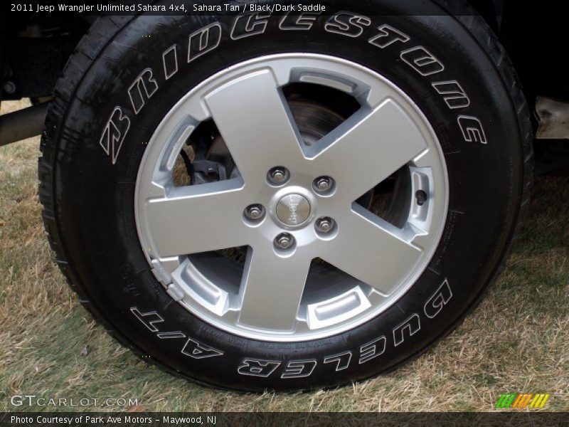  2011 Wrangler Unlimited Sahara 4x4 Wheel